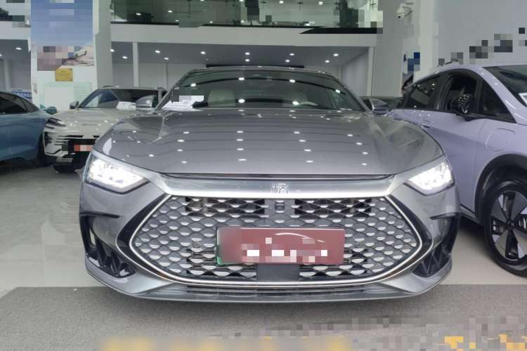 Used BYD Han 2024 DM-i Glory Edition 121KM Premium Model
