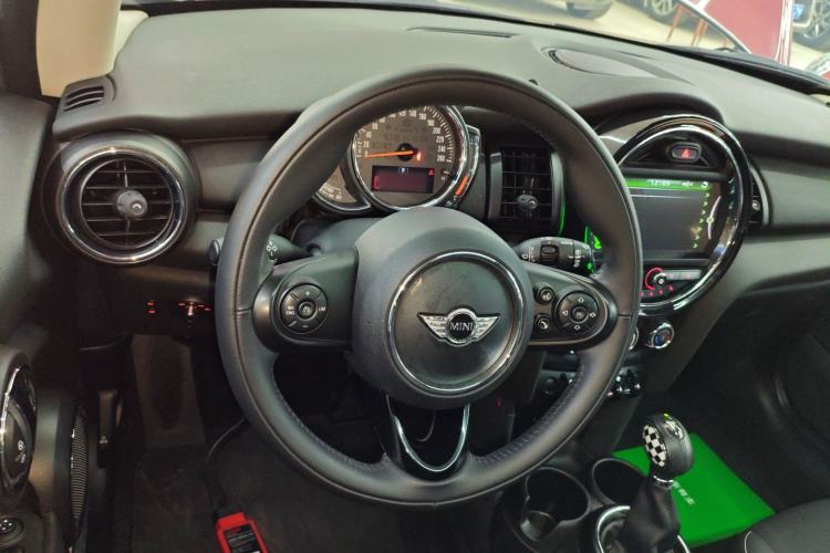Used  MINI 2016 1.2T ONE Pioneer Edition