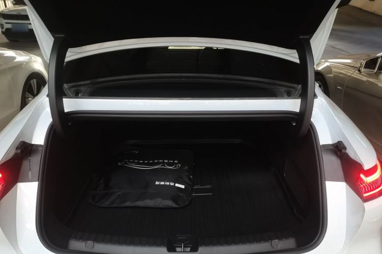 Used  E8 2025 575 km Exploration Intelligent Driving Edition