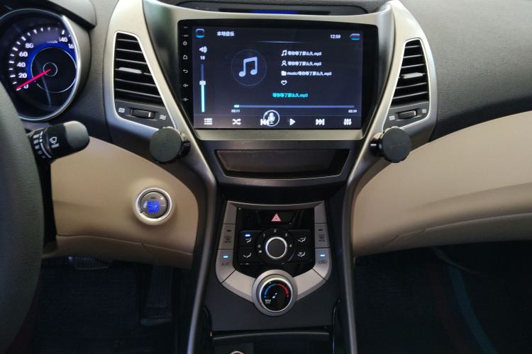 Used Hyundai Elantra 2015 1.6L Automatic Leading Model
