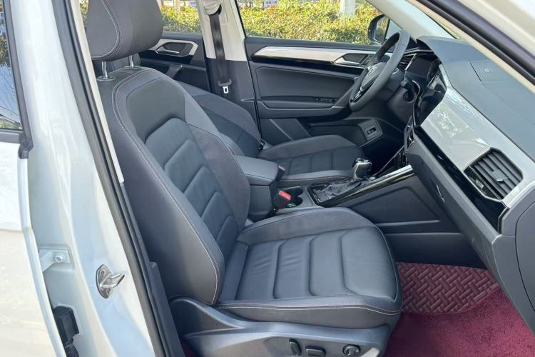 Used Volkswagen Tayron 2021 330TSI Two-Wheel-Drive 3rd Anniversary Limited Edition
