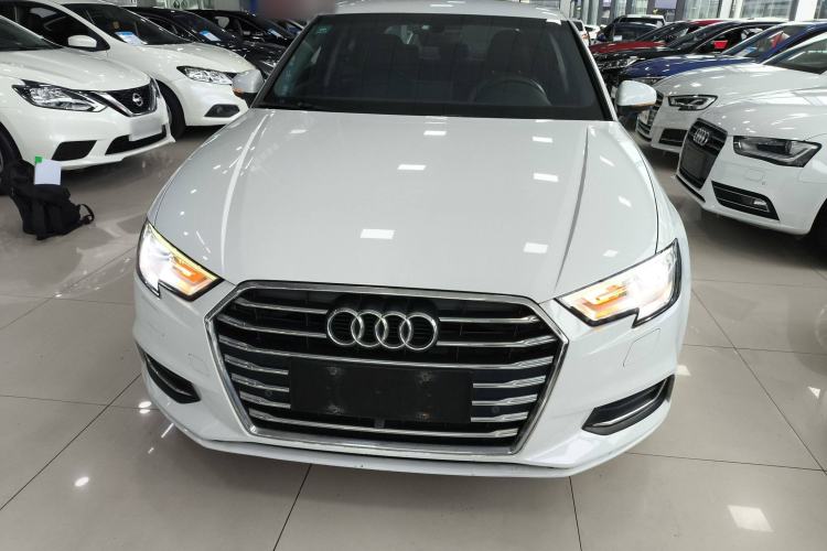 Used Audi A3 2019 Limousine 35 TFSI Ambition China V
