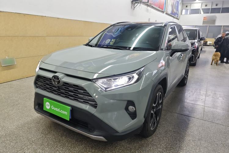 Used Toyota RAV4 2020 2.0L CVT Four-Wheel Drive Prestige Edition