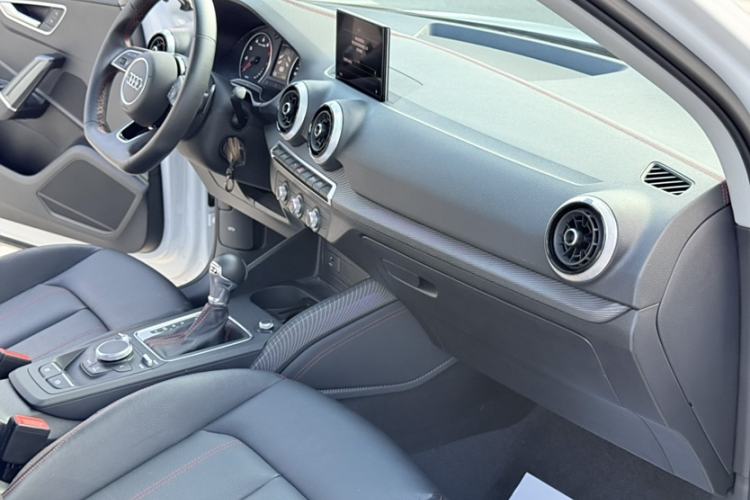 Used Audi Q2L 2022 35 TFSI Progressive Dynamic Edition
