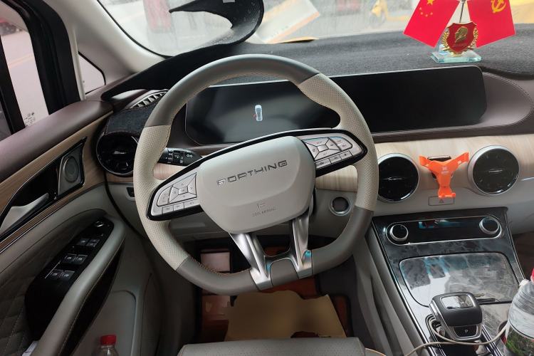 Used FORTHING Yacht 2022 1.5T DCT Chasing-the-Waves Edition
