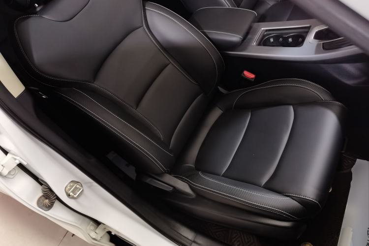 Used Geely Auto Emgrand X7 Sport 2021 Million Edition 1.8TD DCT Two-Wheel Drive Comfort Model
