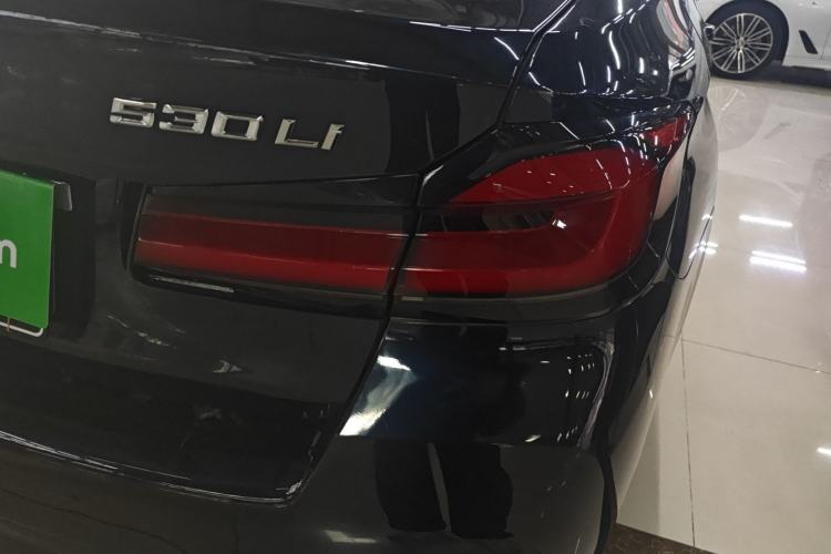 Used BMW 5 Series 2022 Restyled 530Li Leading Edition M Sport Package
