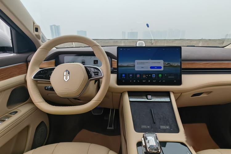 Used Hima AITO M7 2024 1.5T Rear-Drive Plus Version 5 Seats
