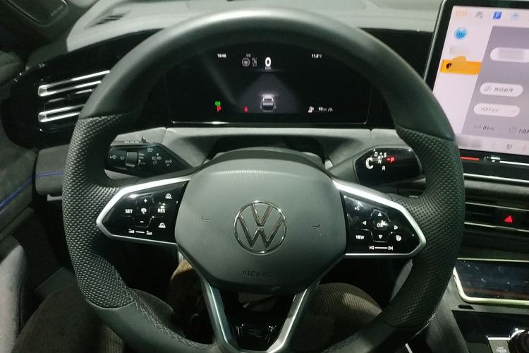 Used Volkswagen Tiguan L 2024 PRO 380TSI Four-Wheel Drive R-Line Prestige Edition
