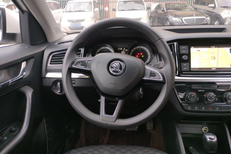 Used Skoda Kamiq 2018 1.5L Automatic Comfort Edition China VI Standard
