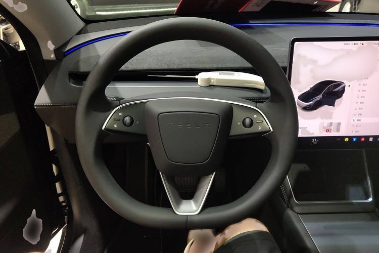 Used Tesla Model Y 2025 Rear-Wheel Drive First Edition
