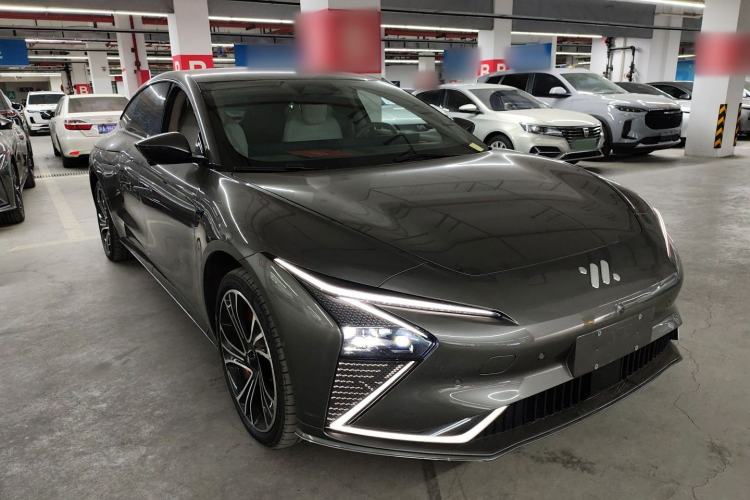 Used  L7 2022 Pro Model
