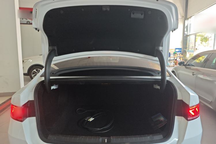 Used BYD Qin PLUS 2024 HONOR Edition DM-i 55KM Leading Model
