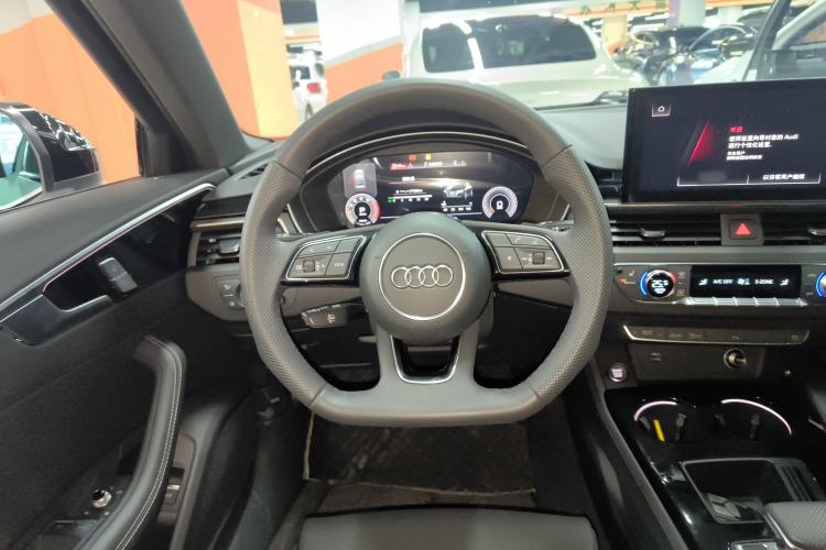 Used Audi A4L 2024 40 TFSI Luxury Dynamic Edition
