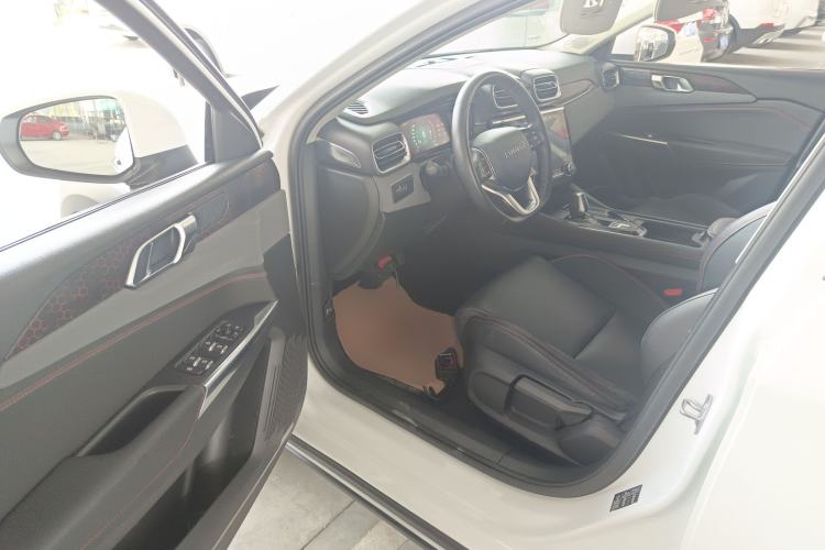 Used Lynk & Co 02 2019 High-Energy Edition 2.0T Automatic Two-Wheel Drive Rugged Version China VI Standard
