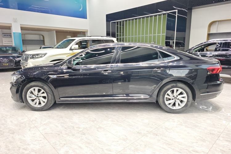 Used Volkswagen Passat 2020 Revised Version 280TSI Business Edition China VI Standard
