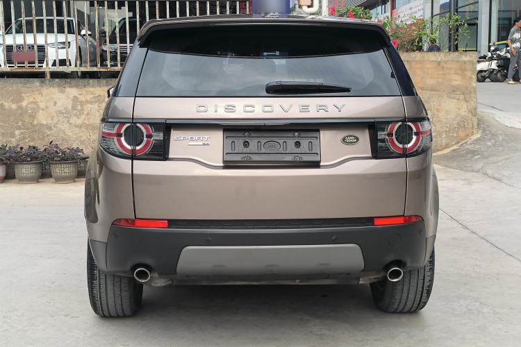 Used Land Rover Discovery Sport 2017 2.0T SE
