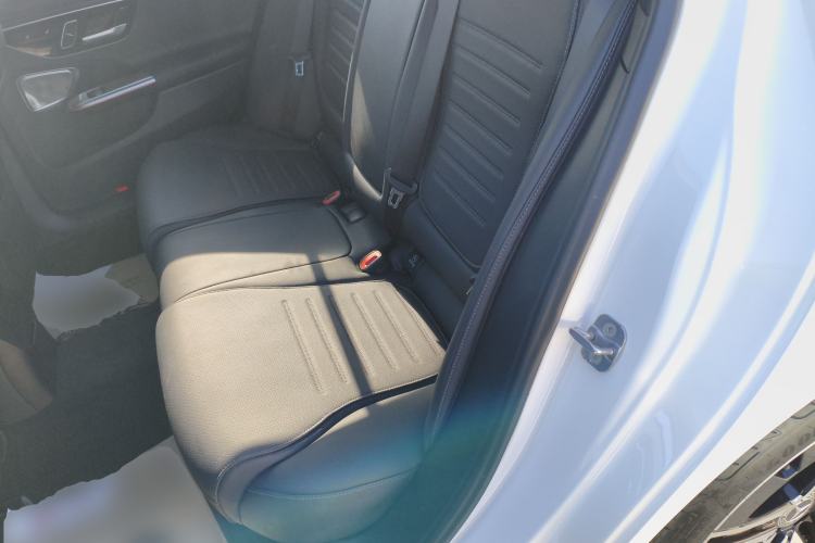 Used Mercedes-Benz C-Class 2024 Facelift C 260 L Night Edition Sport Version
