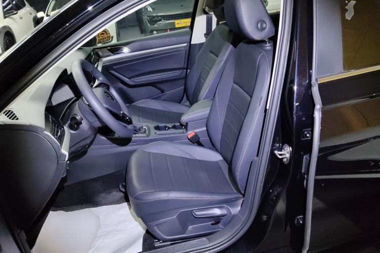 Used Volkswagen Lavida 2021 1.5L Automatic Comfort Edition
