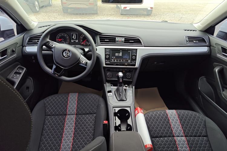 Used Volkswagen Lamando 2019 230TSI DSG Vision Edition China VI Standard
