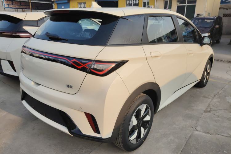 Used BYD Dolphin 2025 420km Free Edition
