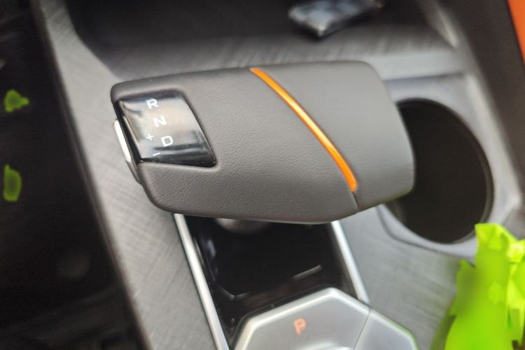 Used Changan UNI-V 2022 1.5T Prestige Version
