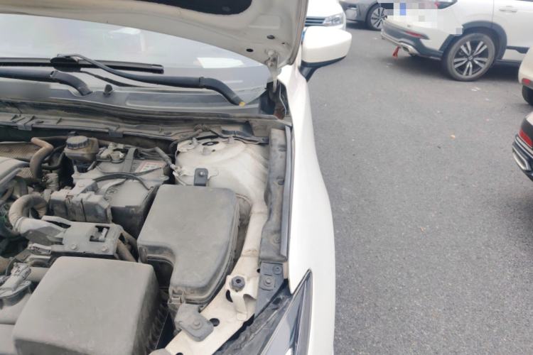 Used Mazda Mazda 3 Axela 2014 Sedan 2.0L Automatic Sport Model
