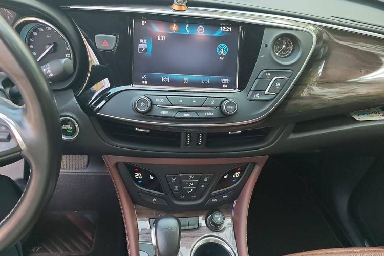 Used Buick Envision 2016 20T Four-Wheel Drive Luxury Model
