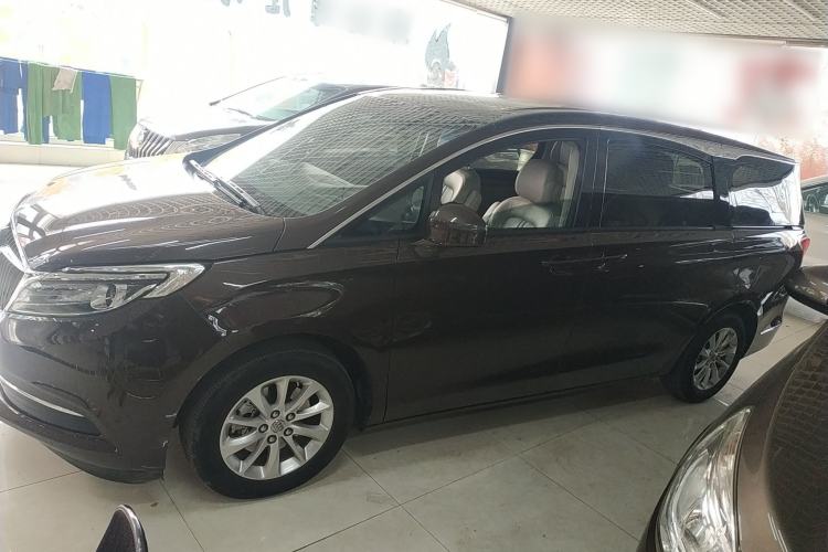 Used Buick GL8 2017 ES 28T Comfort Model China V Standard
