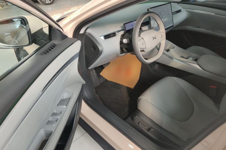 Used XPeng MONA M03 2024 620 with Ultra-Long Range
