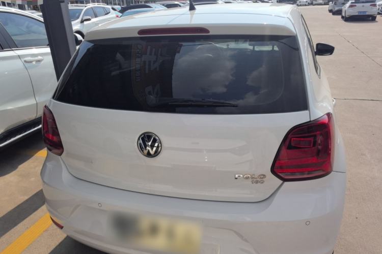 Used Volkswagen Polo 2016 1.6L Automatic Comfort Model
