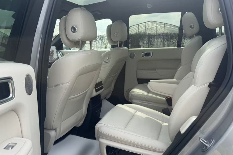 Used Li Auto L8 2023 Pro Model
