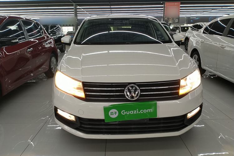 Used Volkswagen Santana 2015 Haval H6 1.6L Automatic Comfort Model
