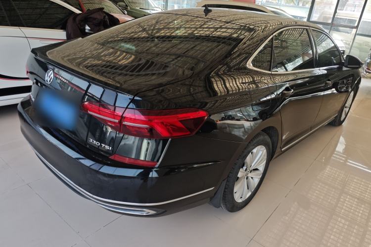 Used Volkswagen Passat 2019 330TSI Elite Edition China VI
