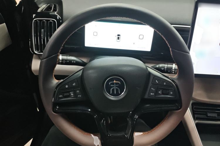 Used BYD Song Pro New Energy 2024 HONOR Edition DM-i 110KM Excellence Model
