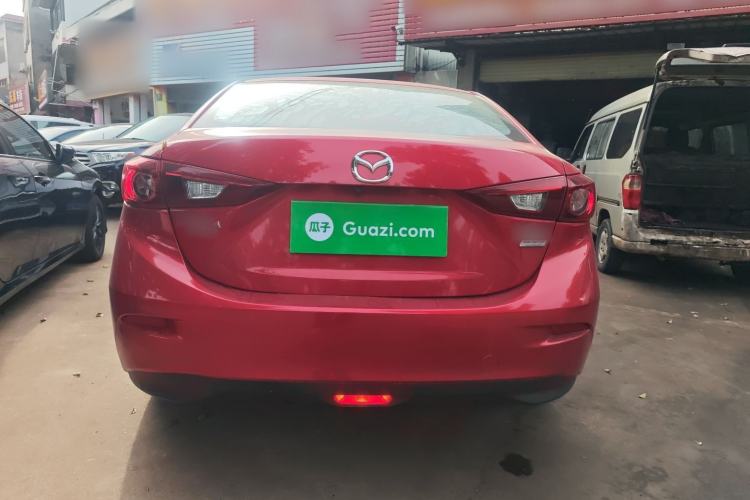 Used Mazda Mazda 3 Axela 2016 Sedan 1.5L Automatic Luxury Model
