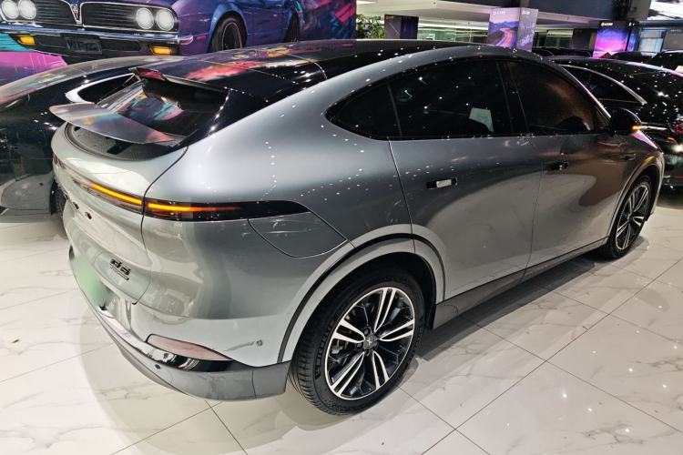 Used XPeng G6 2023 700 Four-Wheel Drive Performance Max
