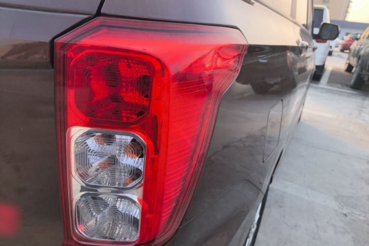 Used Wuling Hongguang 2019 1.5L S Comfort Edition China VI LAR
