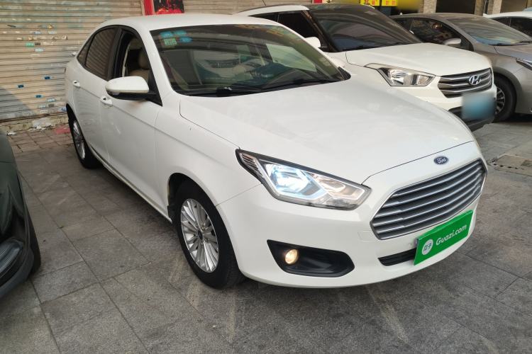 Used Ford Escort 2015 1.5L Manual Comfort Model