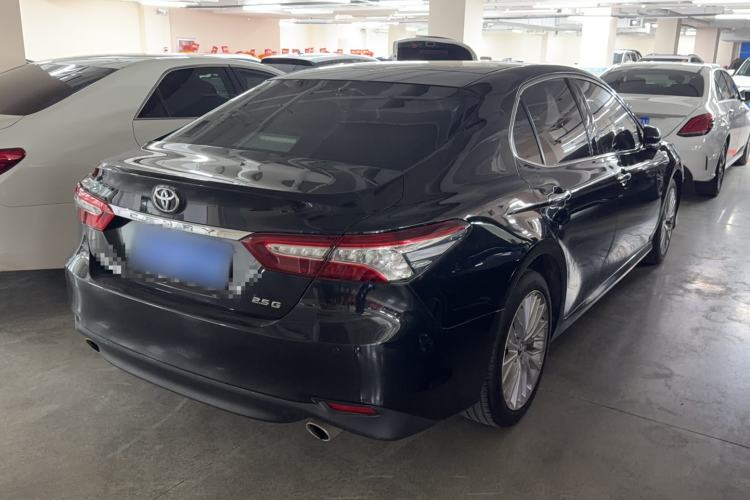 Used Toyota Camry 2018 2.5G Luxury Edition

