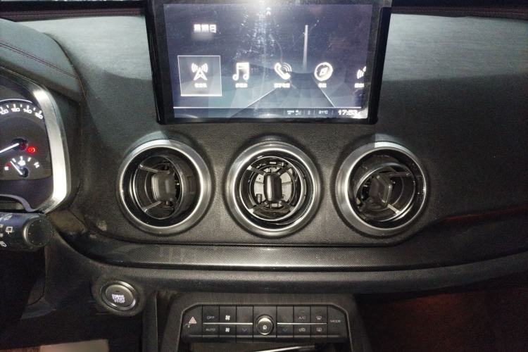 Used Wey VV5 2017 2.0T Ultra-Luxury Version
