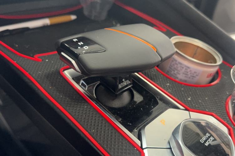 Used Changan UNI-V 2025 1.5T 500Bar Prestige Sporty Version
