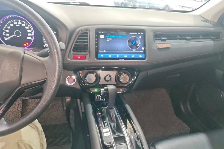 Used Honda Vezel 2017 1.8L CVT 2WD Elite Model
