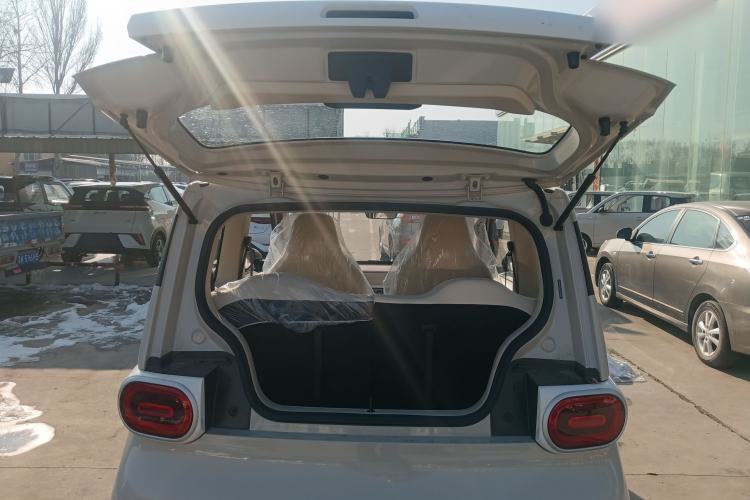 Used Wuling Hongguang MINIEV 2024 3rd Generation 215km Youth Edition
