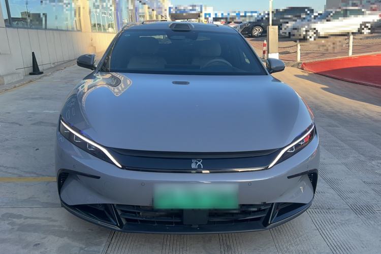 Used BYD Han 2025 DM-i Intelligent Driving Edition 125KM LiDAR Flagship Model
