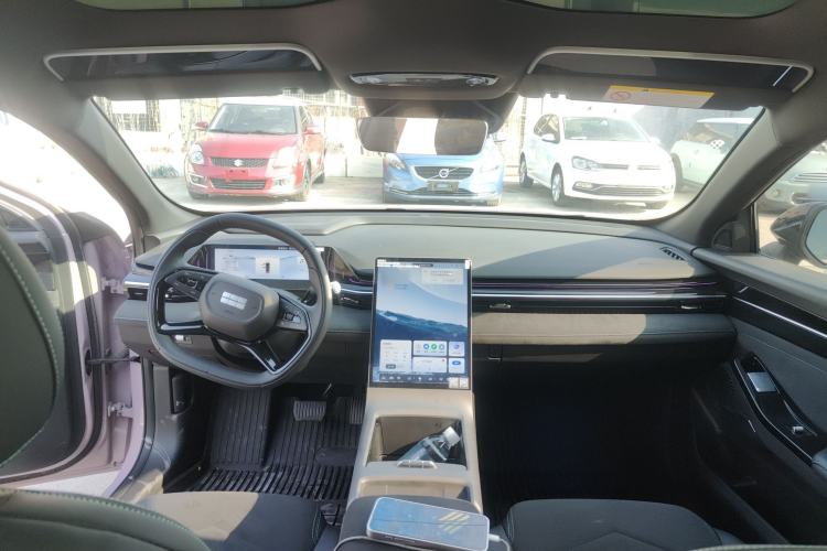 Used  L6 2024 125km Creative Edition
