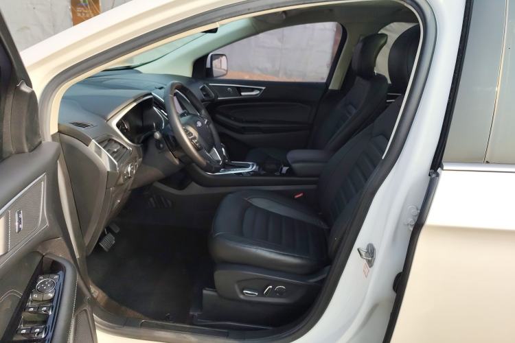 Used Ford Edge 2018 EcoBoost 245 Two-Wheel-Drive Titanium 7-Seater China V Standard
