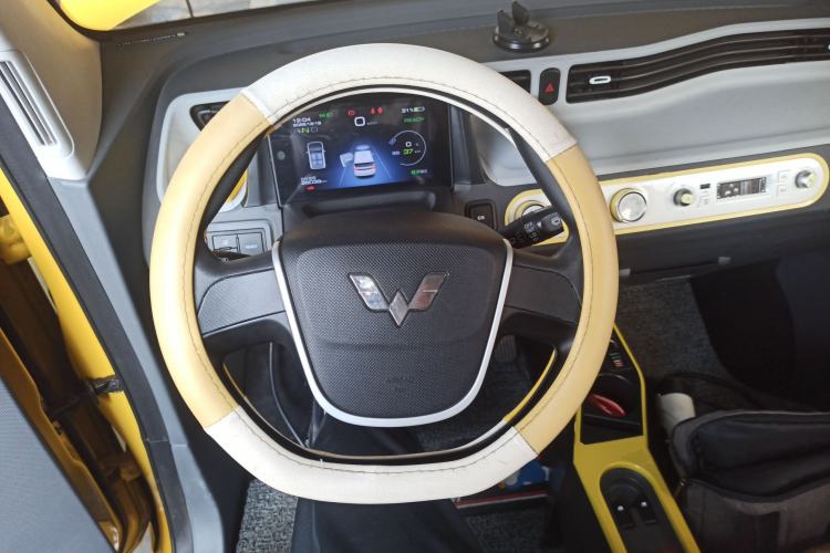 Used Wuling Hongguang MINIEV 2021 Macaron Fashion Edition Lithium-Ion Battery