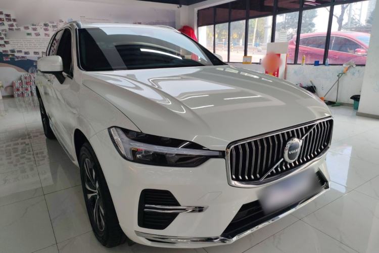 Used Volvo XC60 2025 B5 4x4 Smart Luxury Edition
