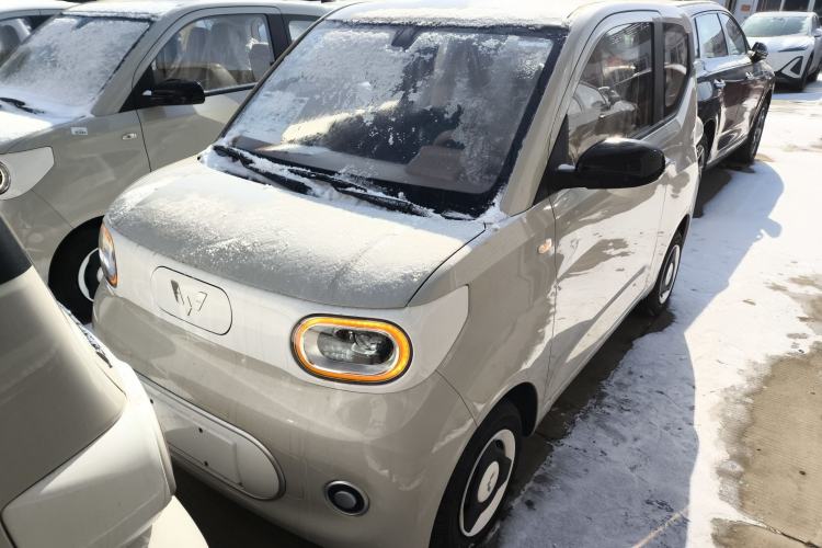 Used Wuling Hongguang MINIEV 2024 3rd Generation 215km Youth Edition
